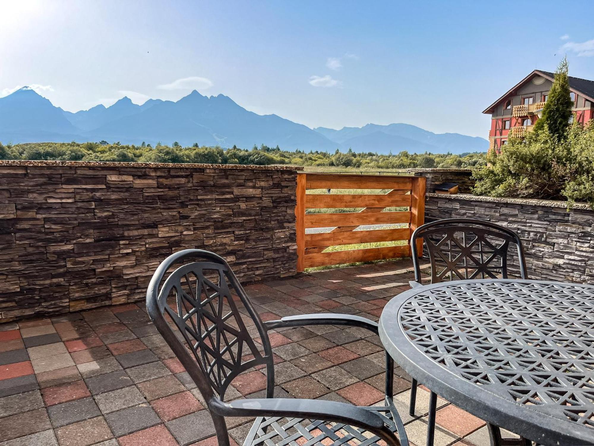 Tri Stity Apartment With Tatra View Terrace Велика Ломниця Екстер'єр фото